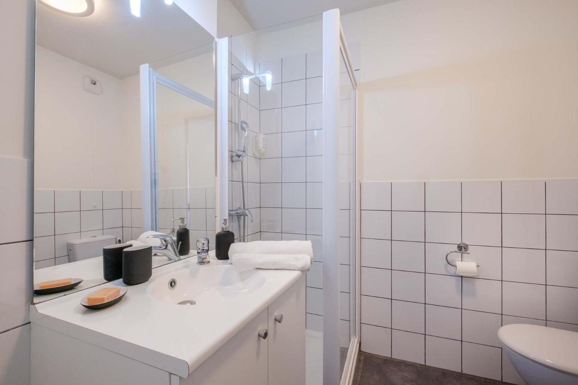 Apartamento con balcón